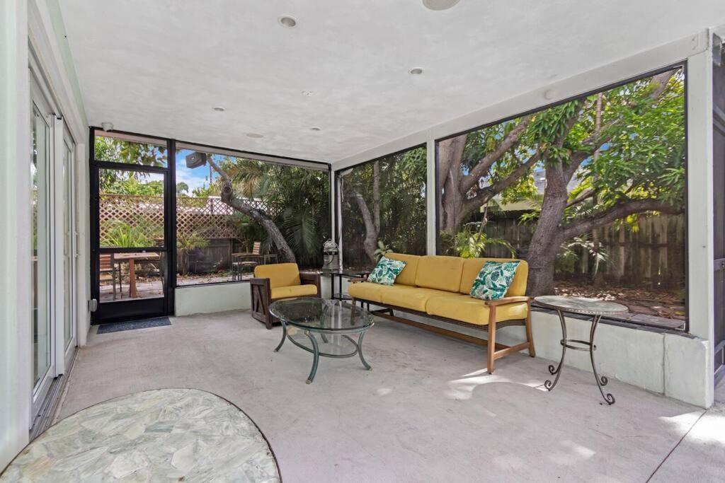 Heated Pool I Soundproof Home I Firepit I 630Mbps Hollywood Extérieur photo